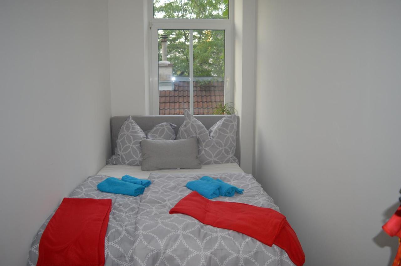 Nette Altbauwohnung Nur 10 Min Von Der City Wina Bagian luar foto