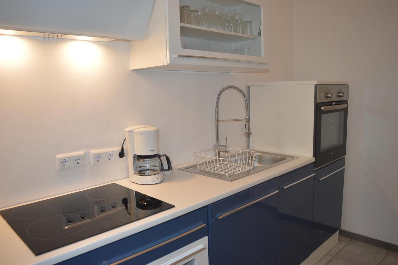Nette Altbauwohnung Nur 10 Min Von Der City Wina Bagian luar foto