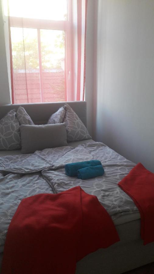 Nette Altbauwohnung Nur 10 Min Von Der City Wina Bagian luar foto